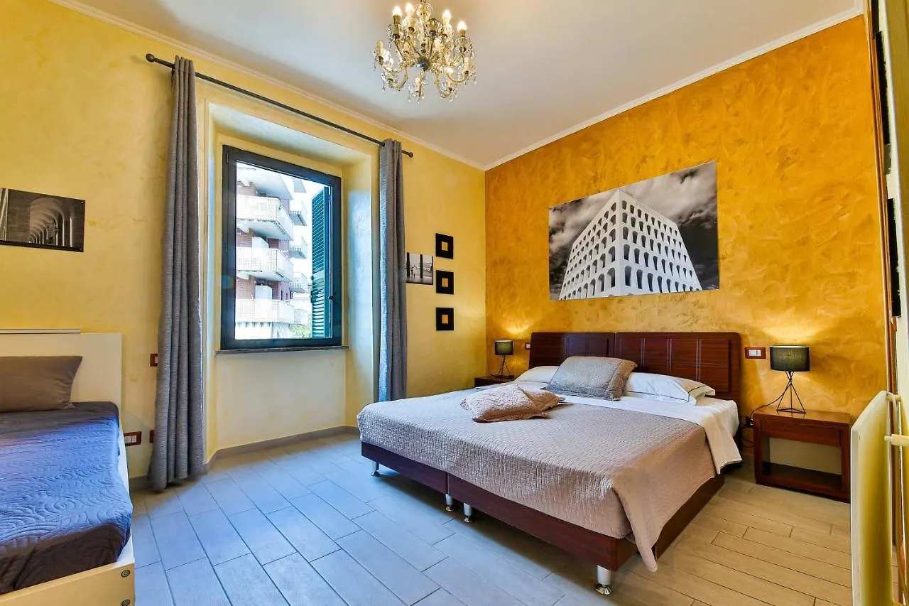E-Room 42 Roma 0*,  Italia